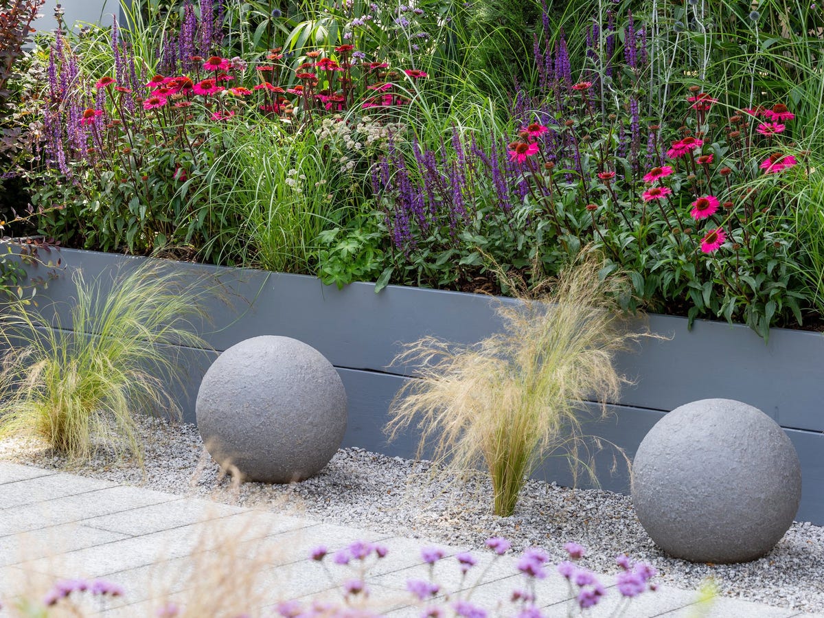 Landscaping example 1 - Prime Exterior Maintenance, Perth